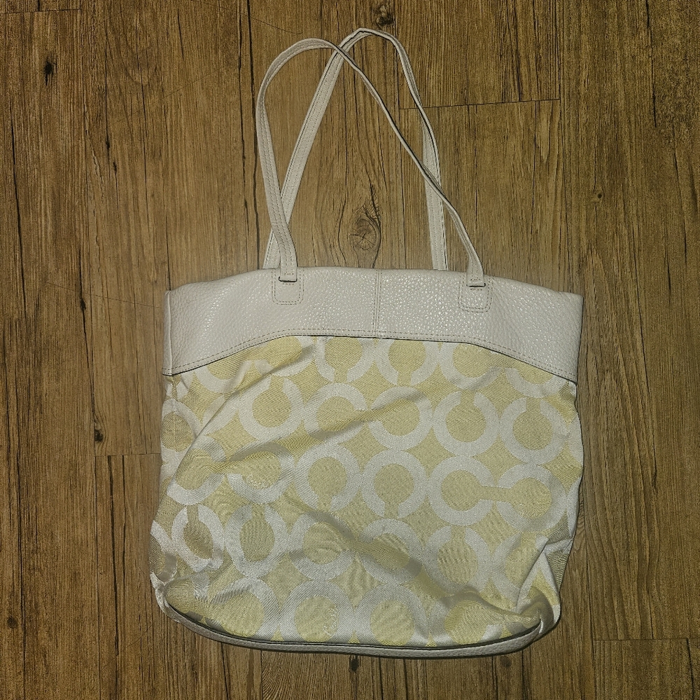 Authentic Coach Purse - Picture 2 of 7